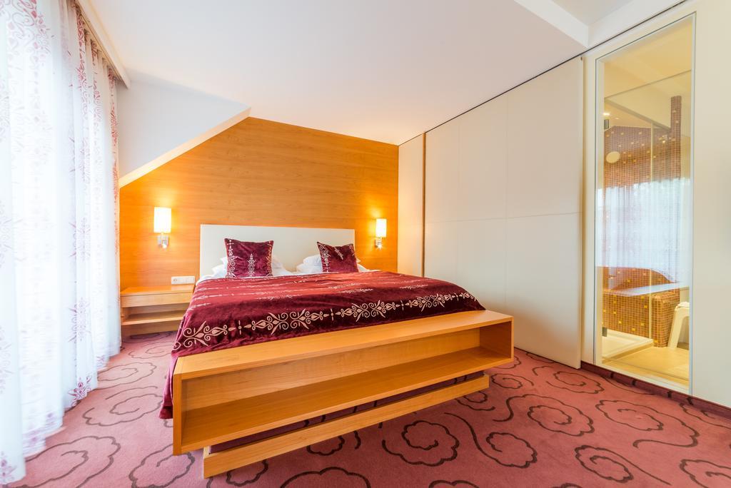 Vitalzeit Hotel Weber Bad Schönau Екстериор снимка